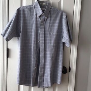Van Heusen Gray Plaid Button-Down Shirt